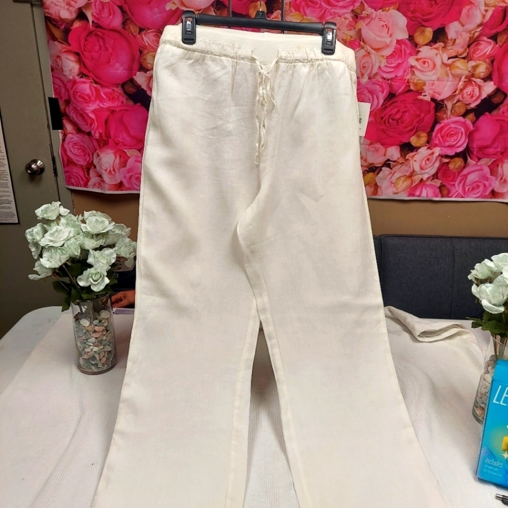 New York & Company Women's Chalk color Linen Pants Size Large NWT Slight Stain